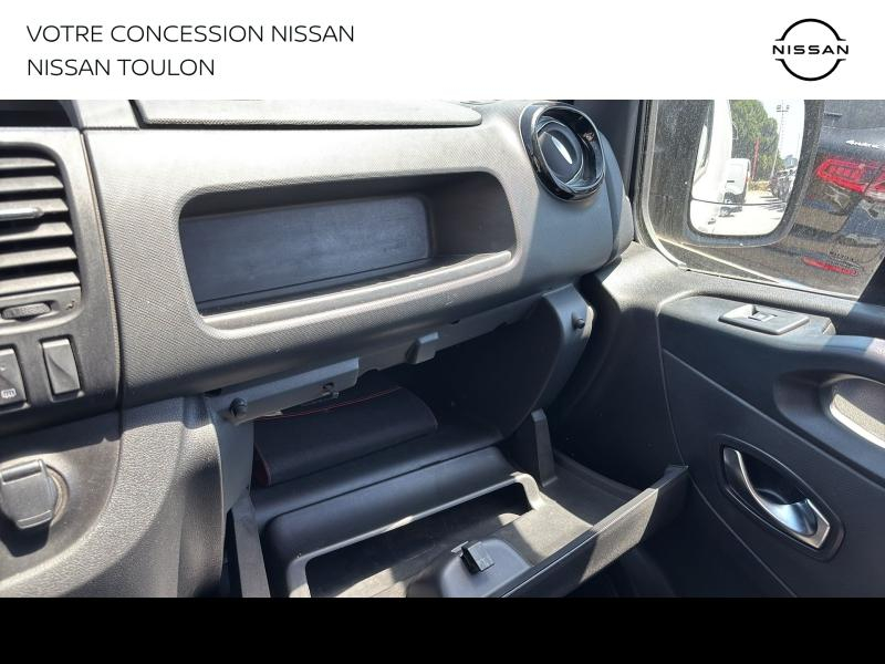 NISSAN NV300 Fg VUL d’occasion à vendre à LA GARDE chez PRESTIGE AUTOMOBILE (Photo 10)