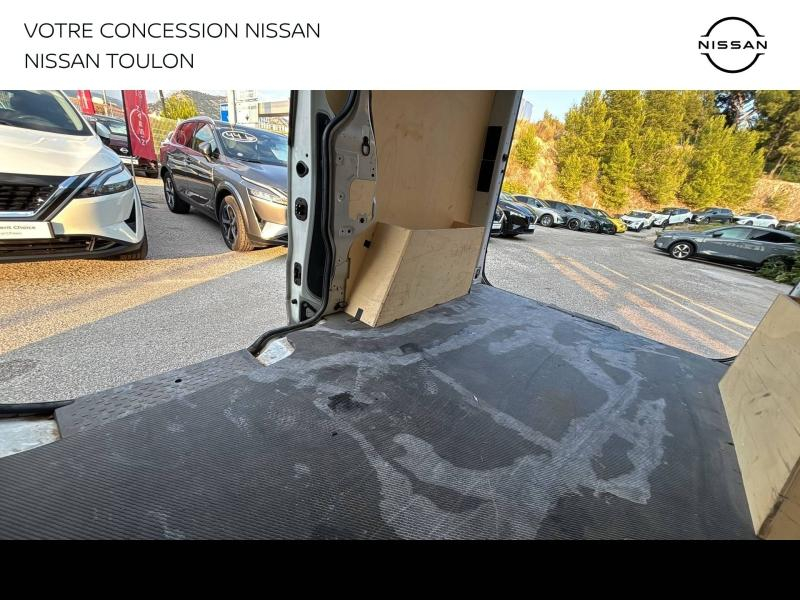NISSAN NV300 Fg VUL d’occasion à vendre à LA GARDE chez PRESTIGE AUTOMOBILE (Photo 4)