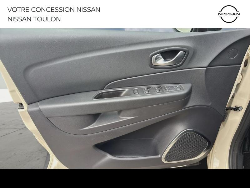 RENAULT Captur d’occasion à vendre à LA GARDE chez PRESTIGE AUTOMOBILE (Photo 11)